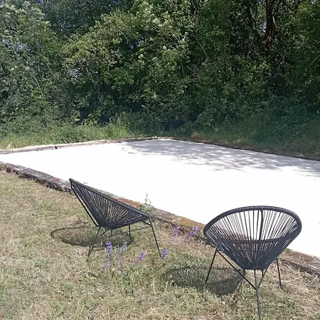 Perigord Dordogne Rocamadour Sarlat Cahors Naturiste Juin A Sept *