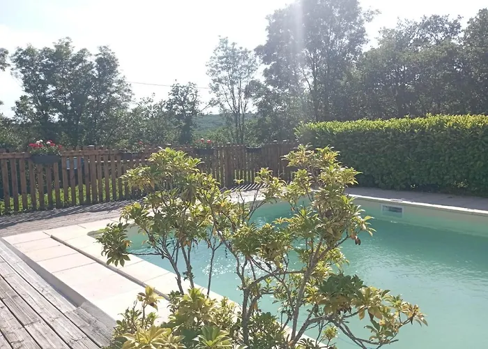 Perigord Dordogne Rocamadour Sarlat Cahors Naturiste Juin A Sept Holiday home *
