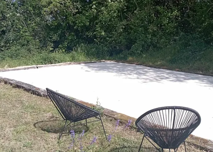 Perigord Dordogne Rocamadour Sarlat Cahors Naturiste Juin A Sept *