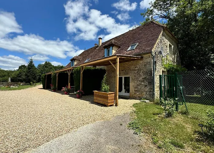 Perigord Dordogne Rocamadour Sarlat Cahors Naturiste Juin A Sept * Salviac